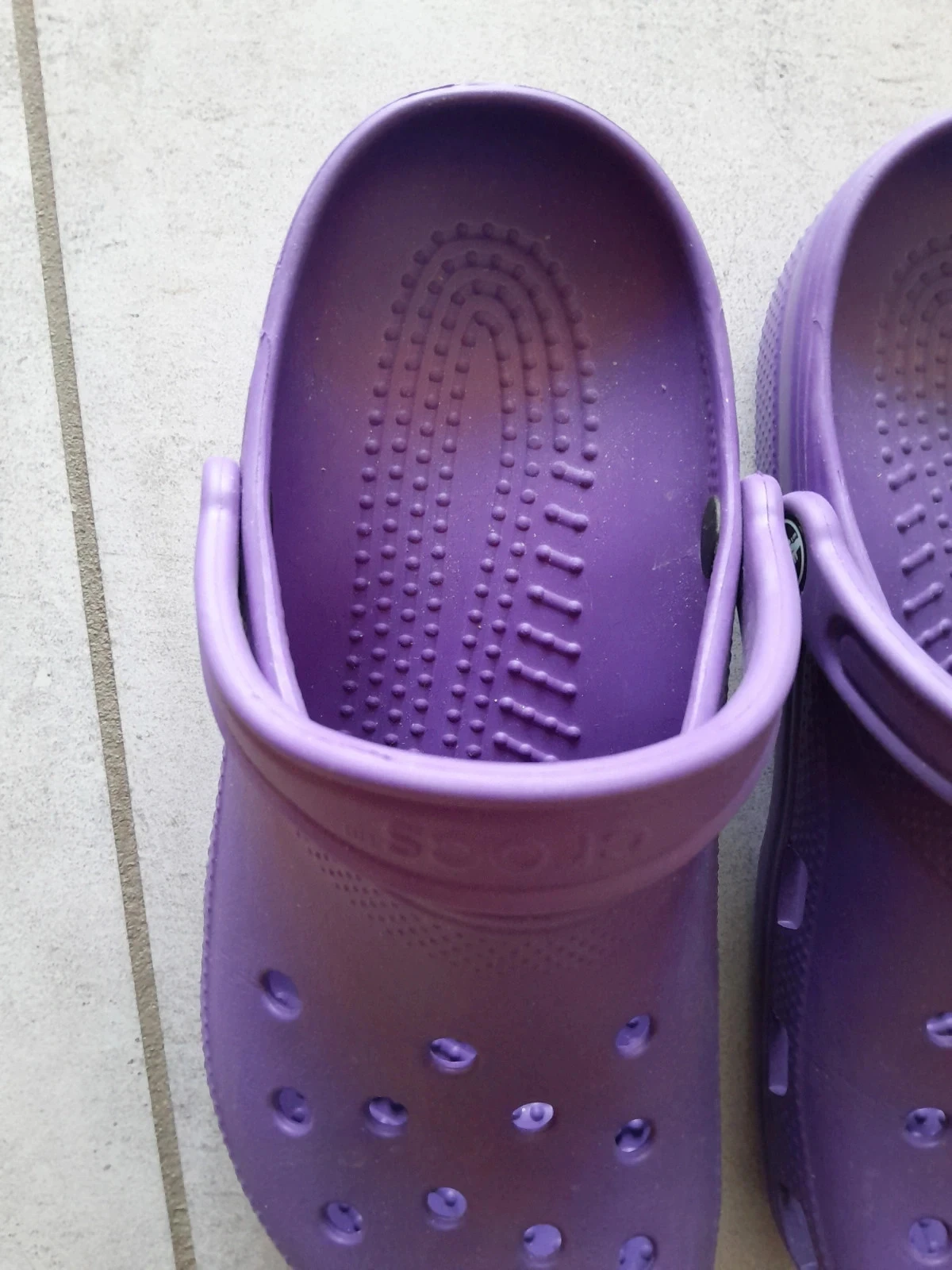 Crocs violettes - Pointure 36/38 - Excellent état – photo 3